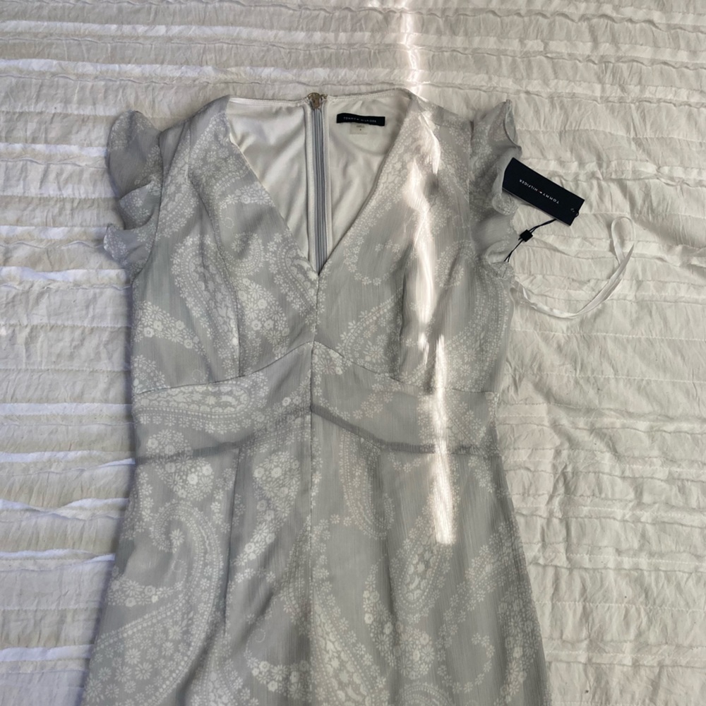 Tommy Hilfiger flowy dress size 4